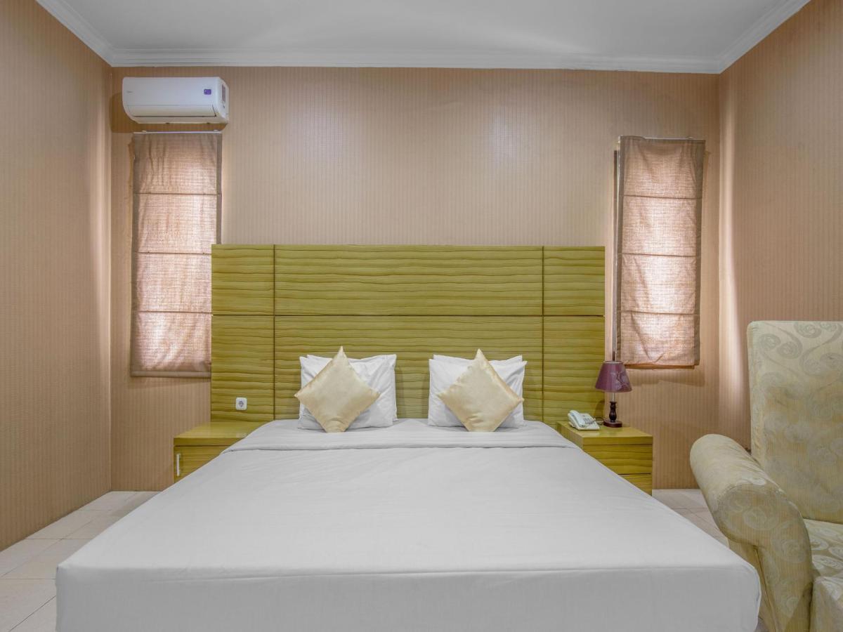 Takashimaya Hotel & Convention Лембанг Экстерьер фото